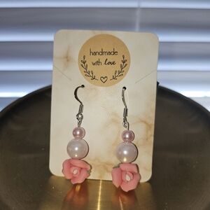 Rose & Pearl Earrings ✨️